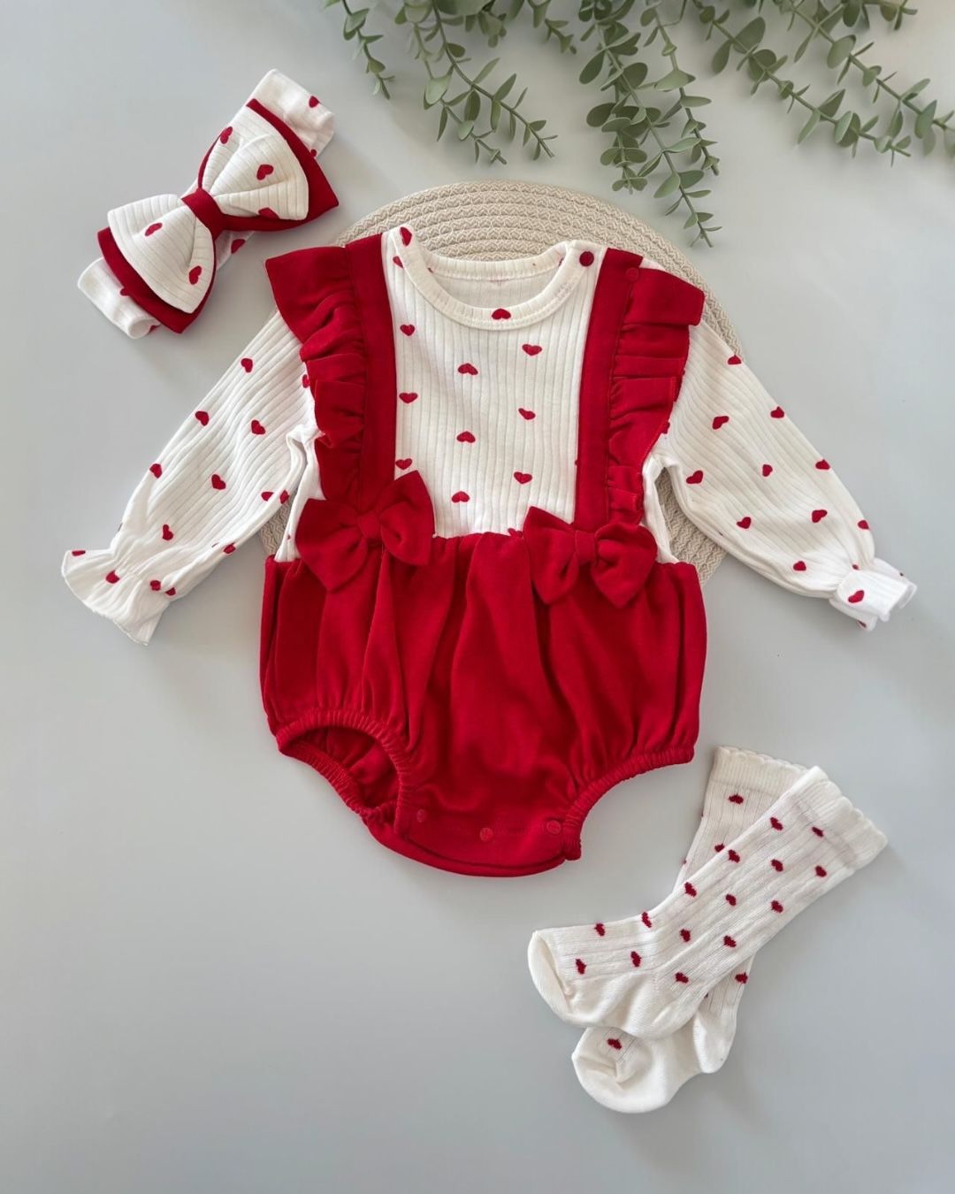 Heart Print Baby Girl Four-Piece Set | Bodysuit, Bloomers, Headband and Socks