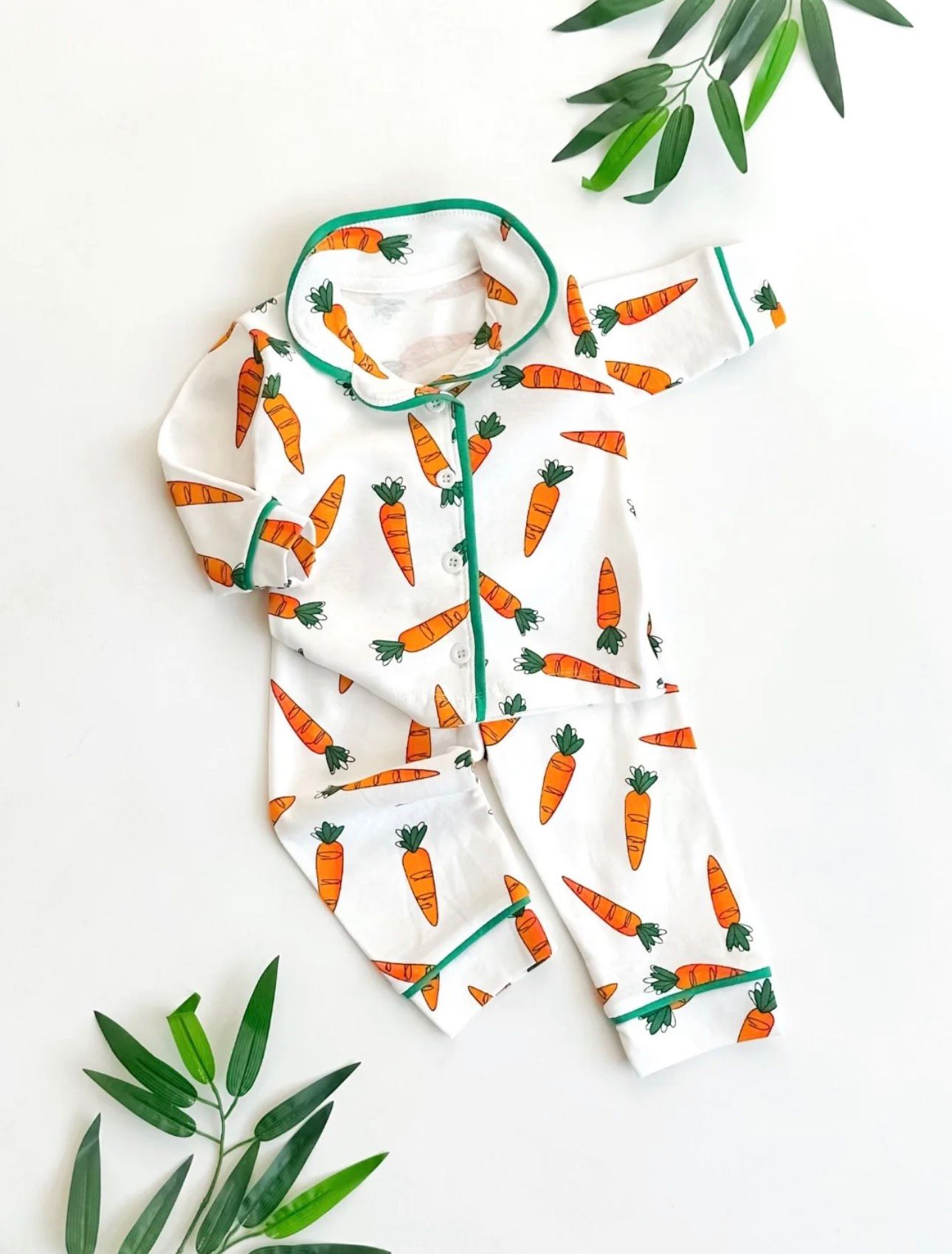 Baby Carrot Print Pajama Set with Hood
