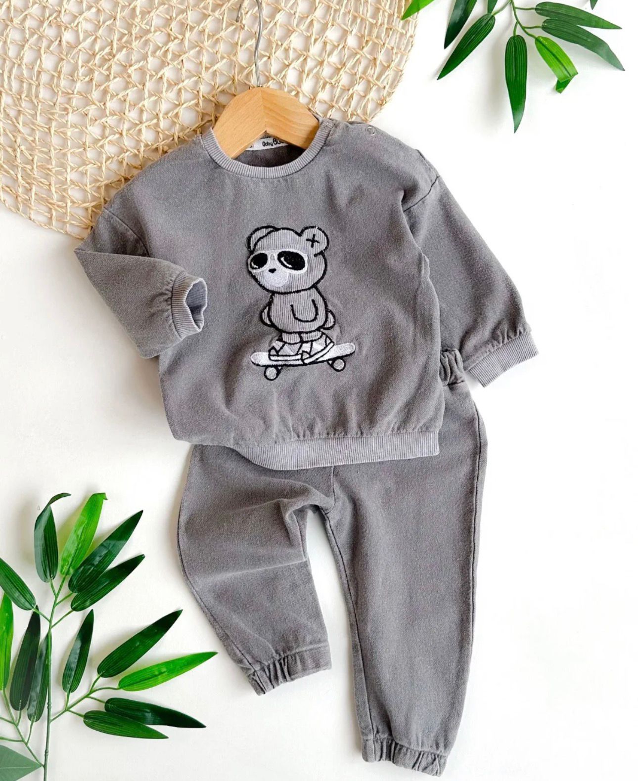 Baby Panda Skateboard Velvet Tracksuit Set