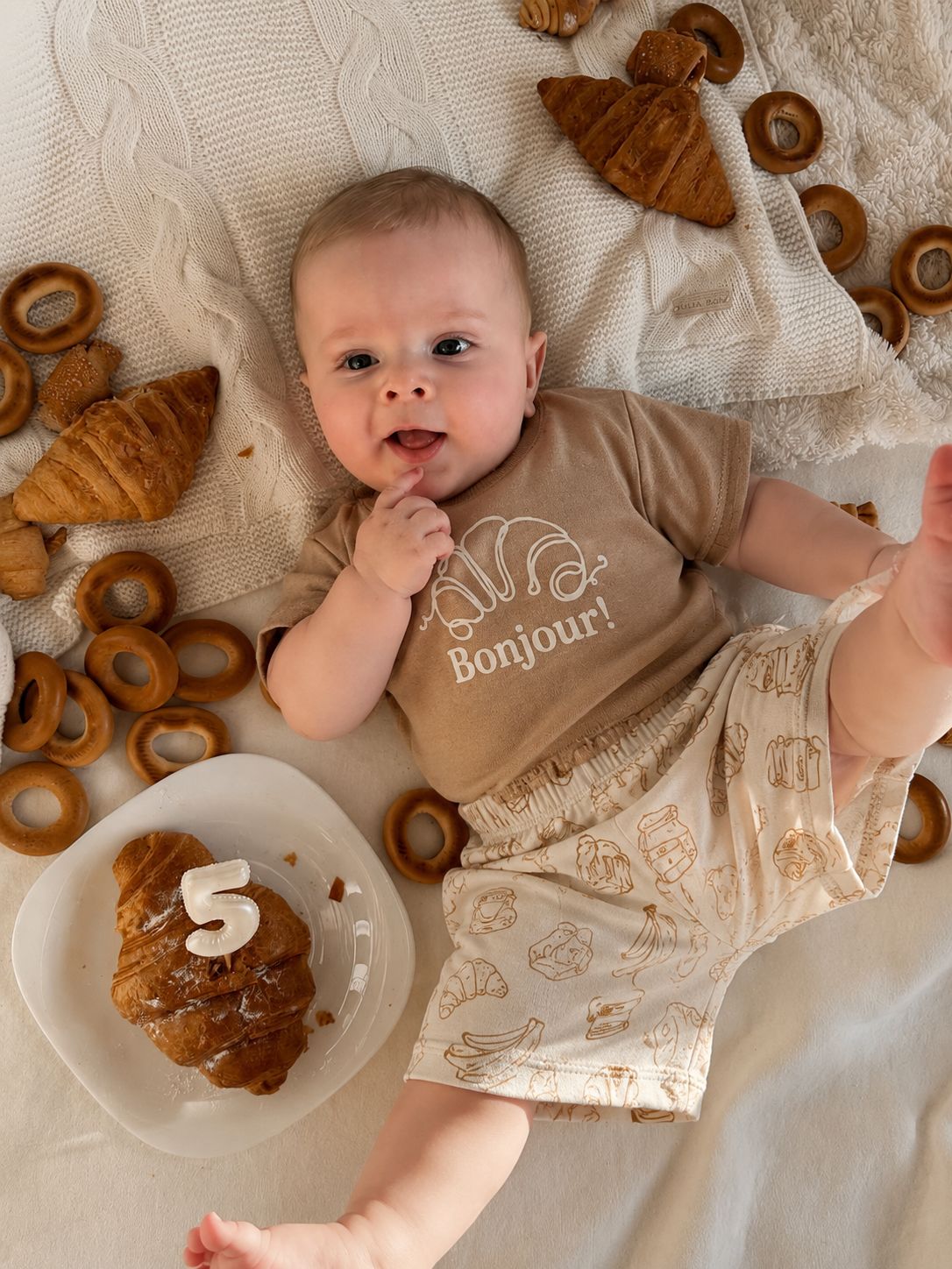 Bonjour! Baby Bodysuit & Pants Set – Croissant Print